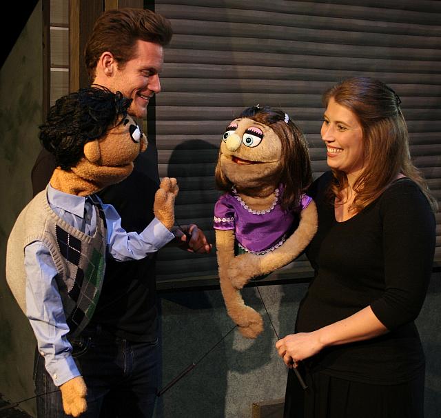 AVENUE Q