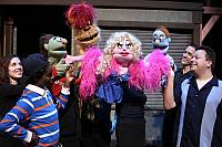 AVENUE Q