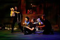 AVENUE Q